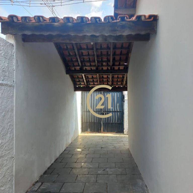 Casa à venda com 2 quartos, 86m² - Foto 11