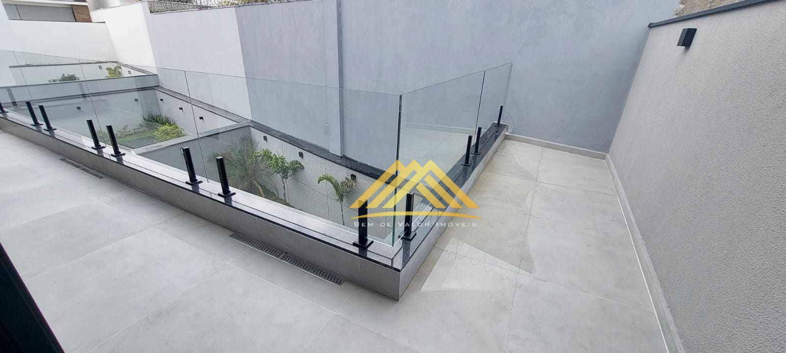 Casa à venda com 4 quartos, 290m² - Foto 31