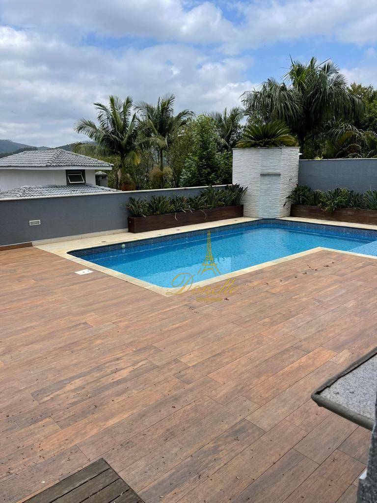 Sobrado à venda com 4 quartos, 300m² - Foto 8