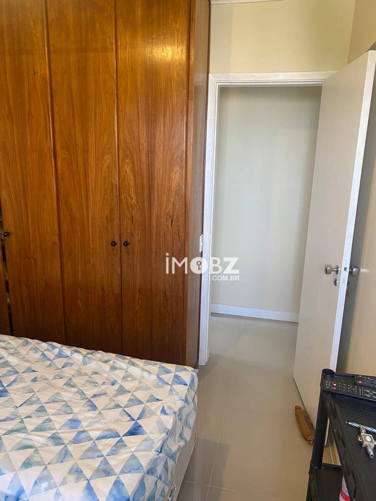 Apartamento à venda com 2 quartos, 80m² - Foto 13