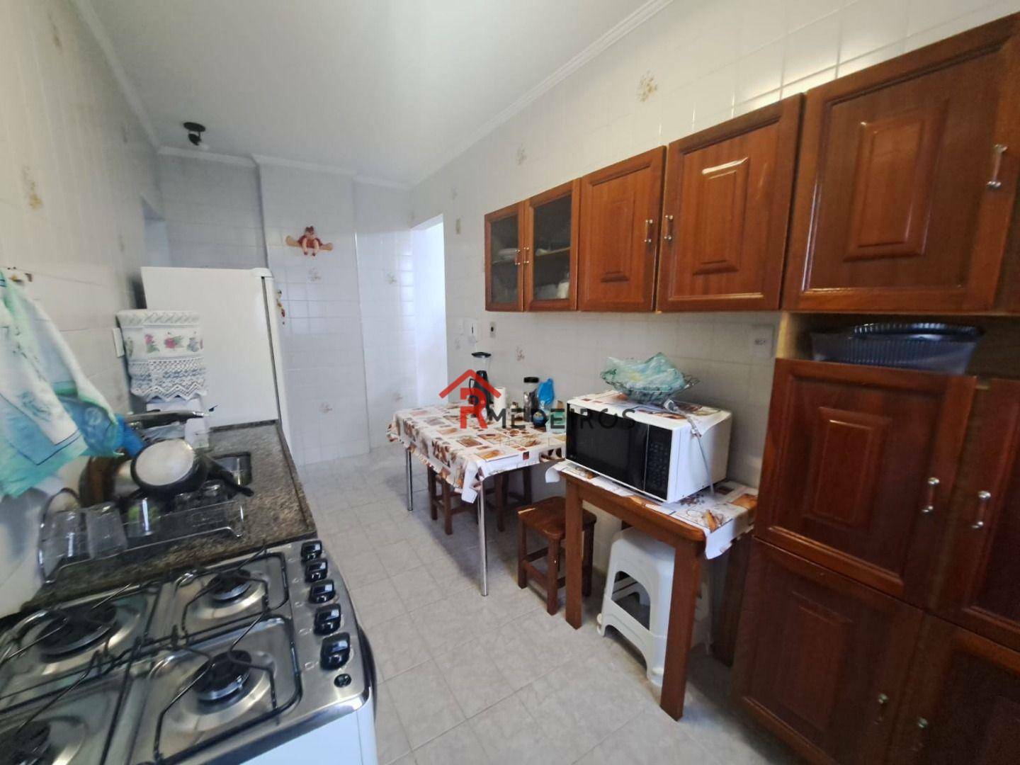 Apartamento à venda com 1 quarto, 50m² - Foto 4