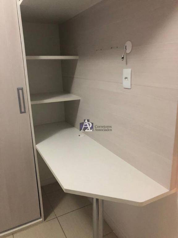 Apartamento à venda com 3 quartos, 80m² - Foto 11