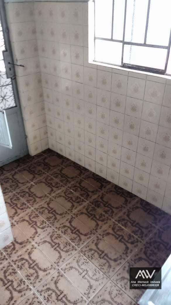 Casa à venda com 5 quartos, 200m² - Foto 6