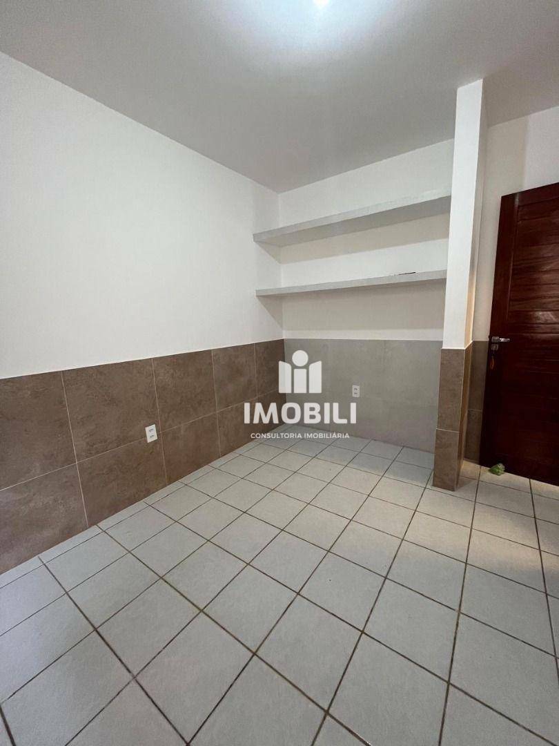 Casa de Condomínio à venda com 4 quartos, 250m² - Foto 12