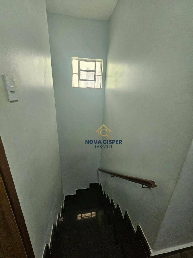 Sobrado à venda com 3 quartos, 250m² - Foto 11