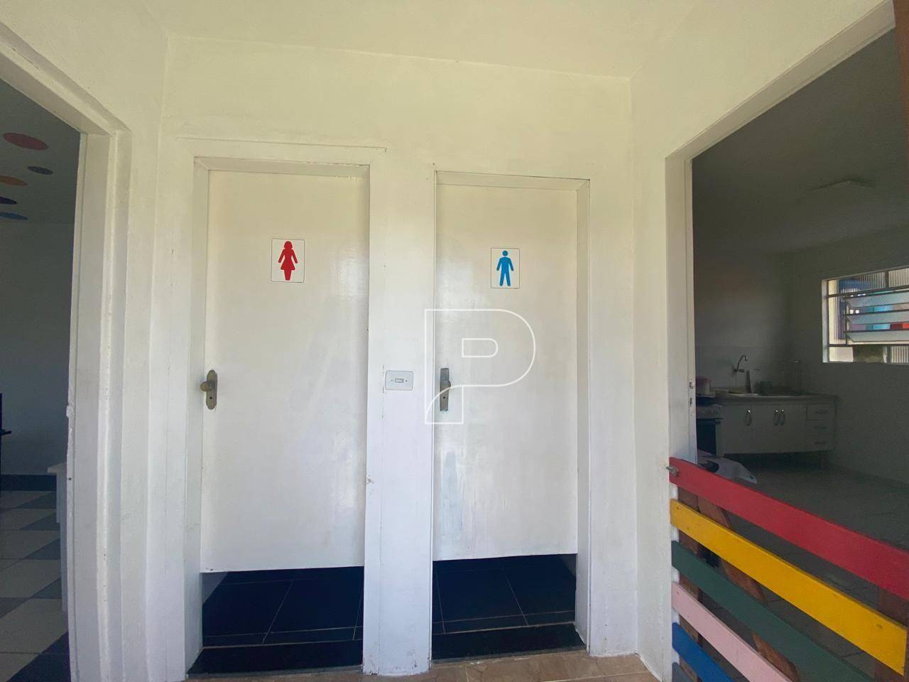 Casa à venda com 4 quartos, 240m² - Foto 30