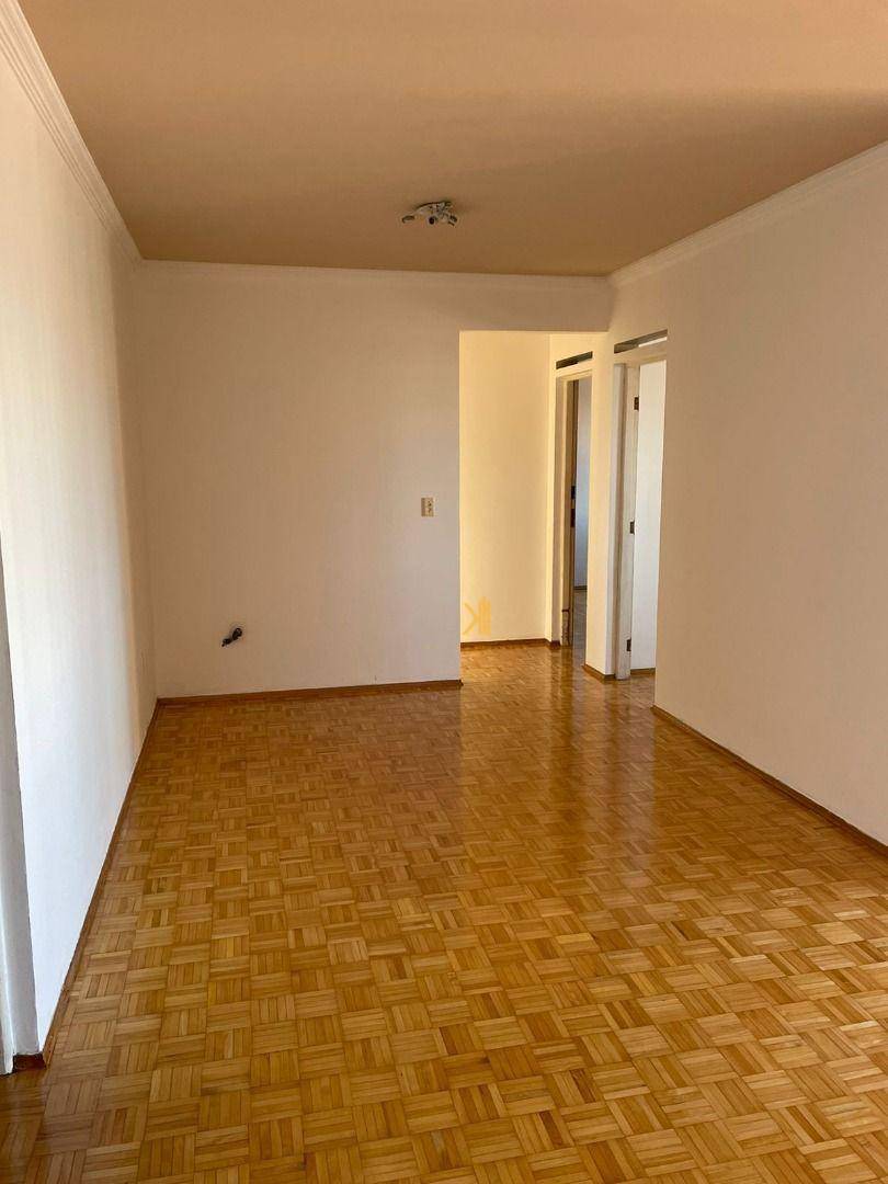 Apartamento à venda com 3 quartos, 110m² - Foto 4