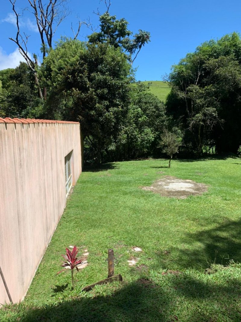 Fazenda à venda com 4 quartos, 200m² - Foto 8