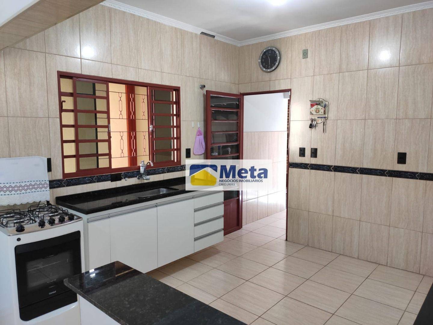 Casa à venda com 3 quartos, 112m² - Foto 3