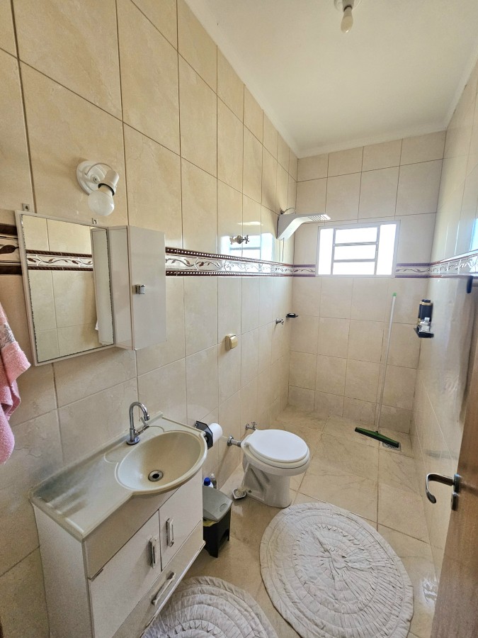 Casa à venda com 3 quartos, 150m² - Foto 3