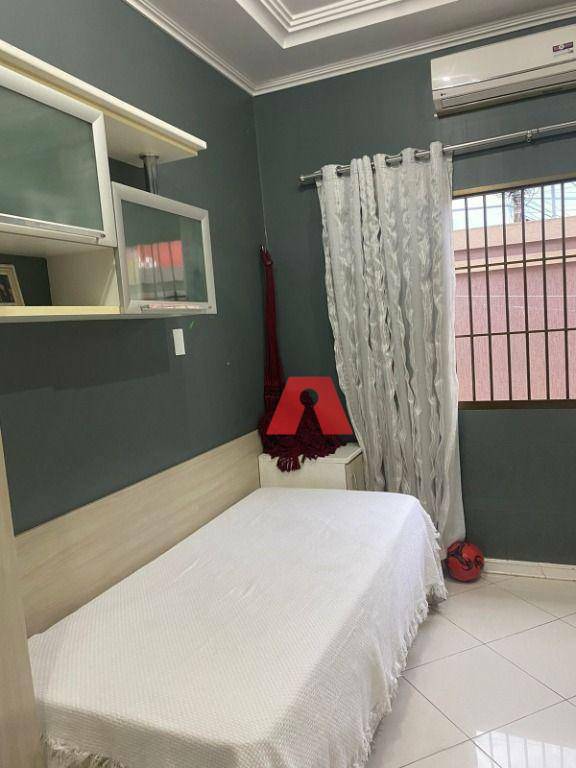 Casa para alugar com 3 quartos, 228m² - Foto 6