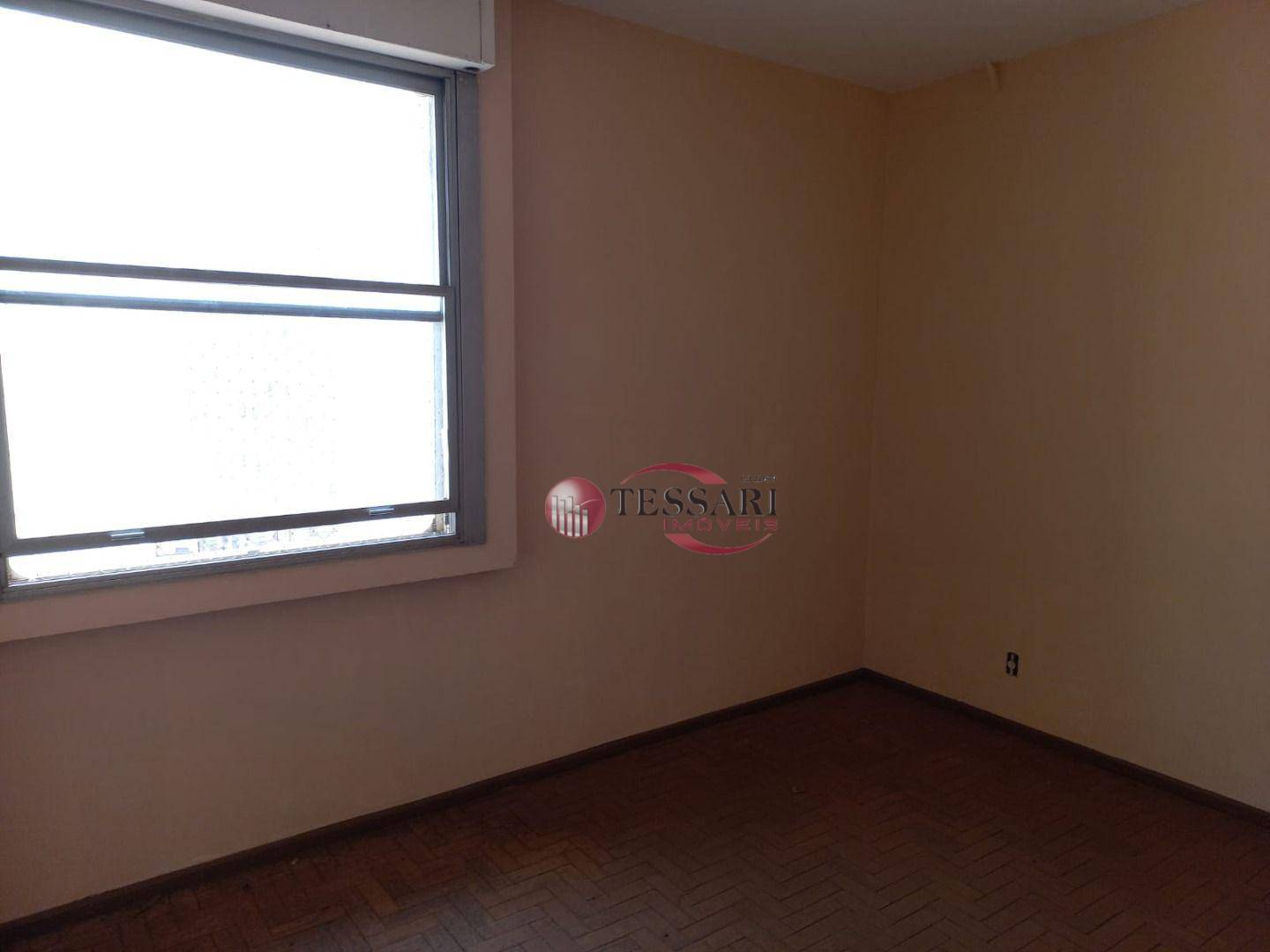 Apartamento para alugar com 3 quartos, 85m² - Foto 4