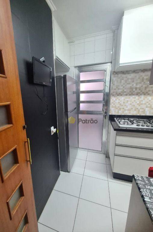 Apartamento à venda com 3 quartos, 70m² - Foto 22