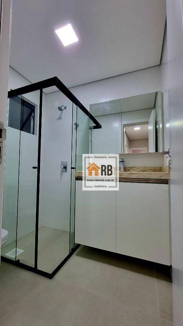 Apartamento para alugar com 3 quartos, 134M2 - Foto 31