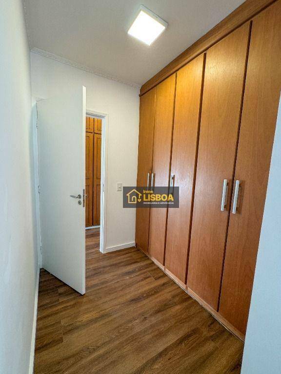 Apartamento à venda com 3 quartos, 94m² - Foto 12