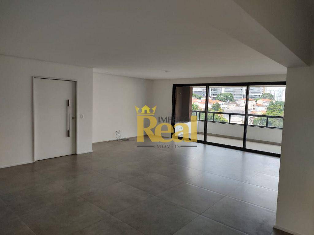 Apartamento à venda com 3 quartos, 187m² - Foto 2