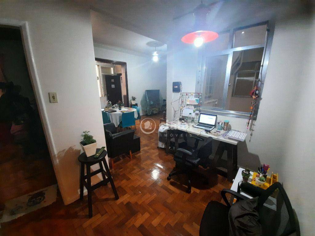 Apartamento à venda com 2 quartos, 120m² - Foto 2