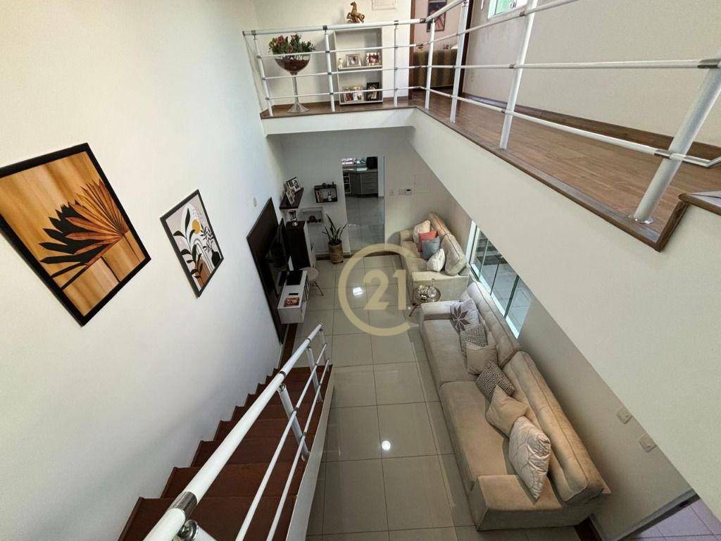 Casa à venda com 3 quartos, 137m² - Foto 4