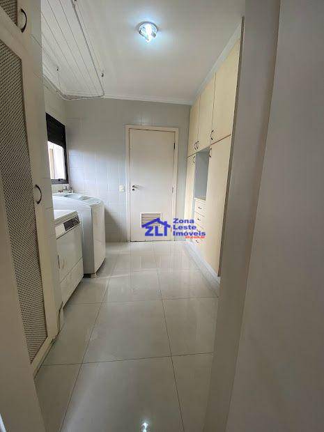 Apartamento à venda com 3 quartos, 189m² - Foto 5