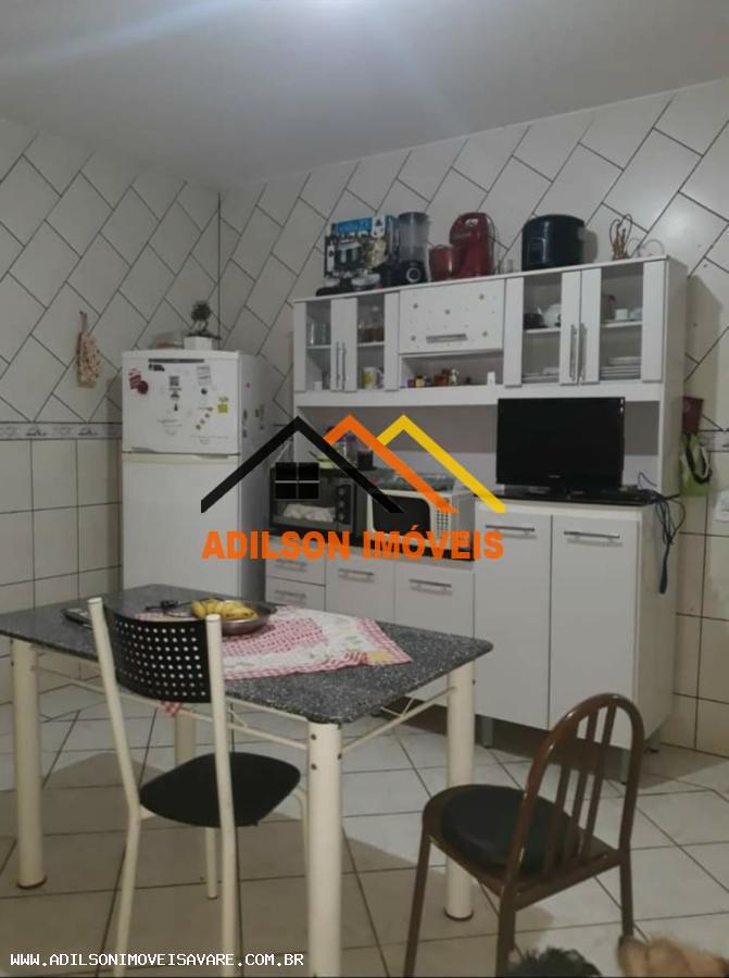 Casa à venda com 3 quartos, 250m² - Foto 8