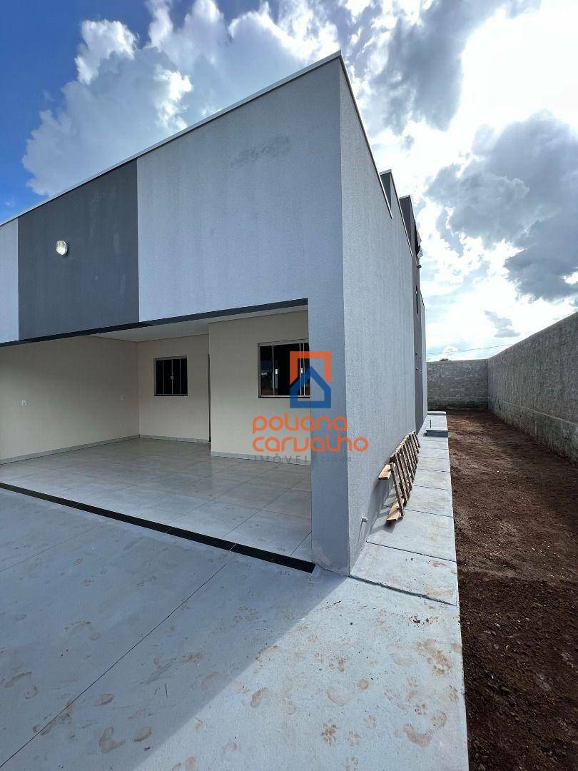 Casa à venda com 2 quartos, 91m² - Foto 1