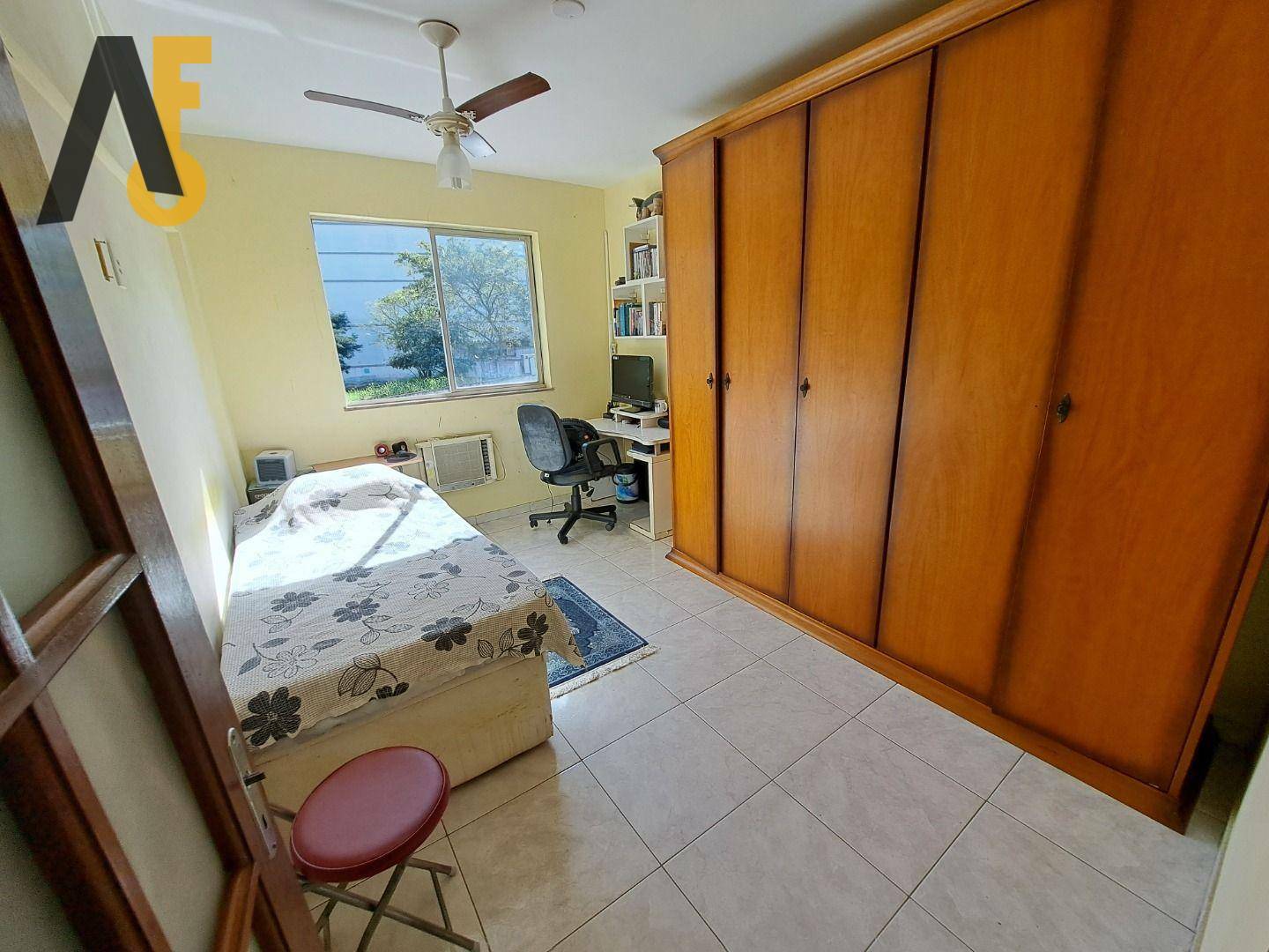 Apartamento à venda com 3 quartos, 91m² - Foto 8