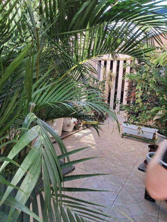 Cobertura à venda e aluguel com 3 quartos, 262m² - Foto 2