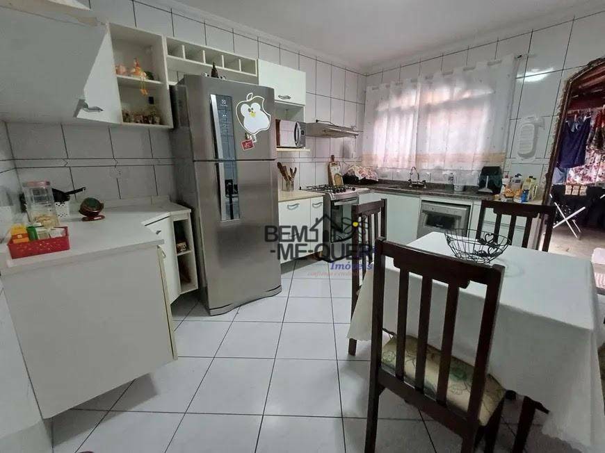 Sobrado à venda com 2 quartos, 78m² - Foto 2