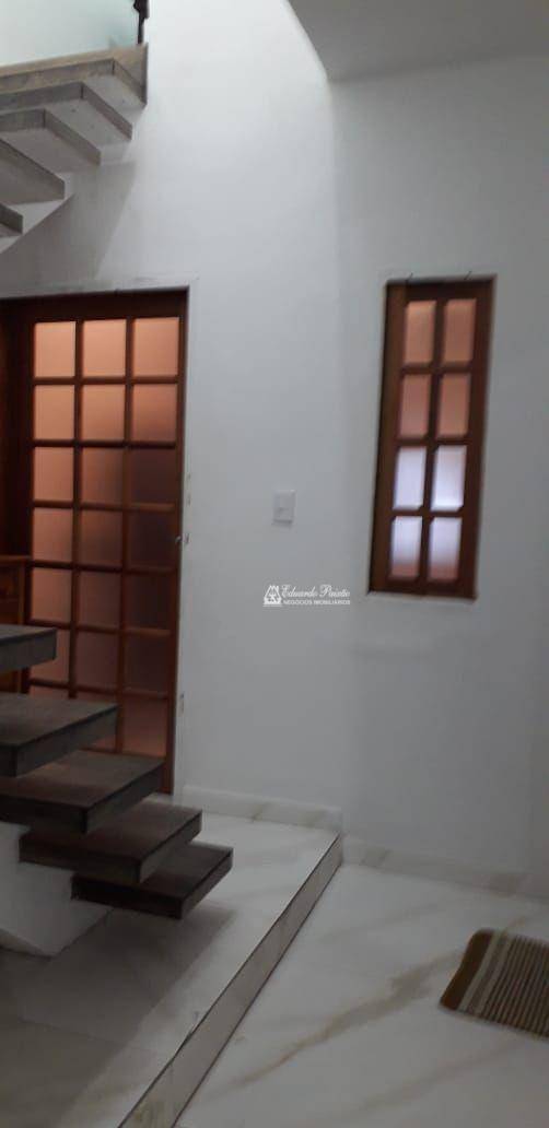 Casa à venda com 3 quartos, 109m² - Foto 25