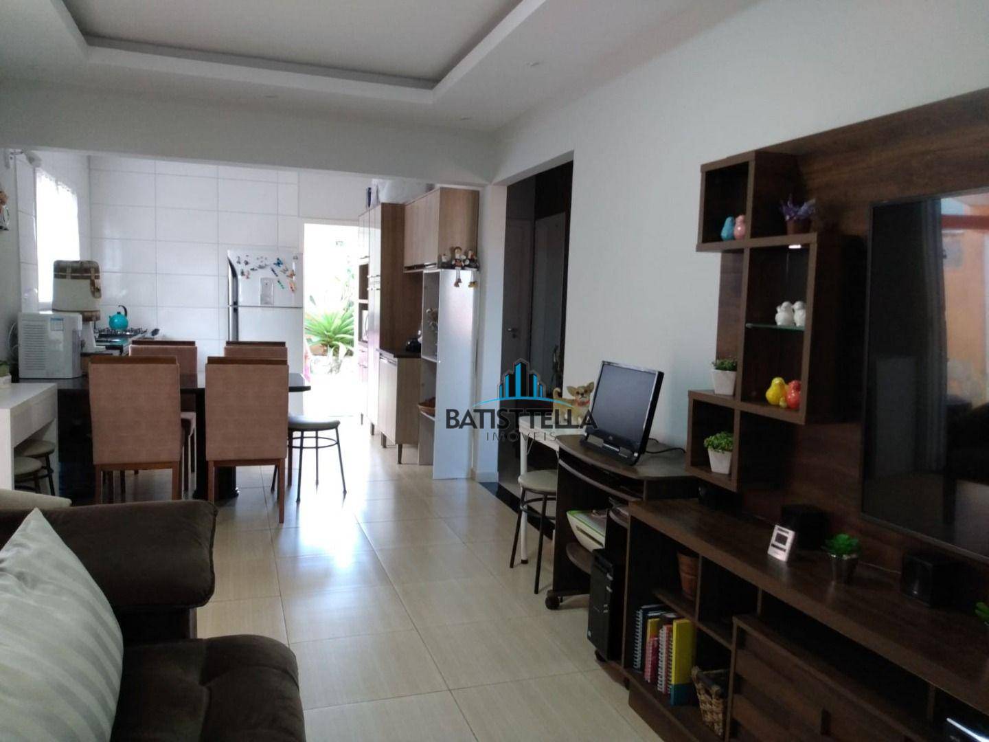 Casa à venda com 2 quartos, 120m² - Foto 6