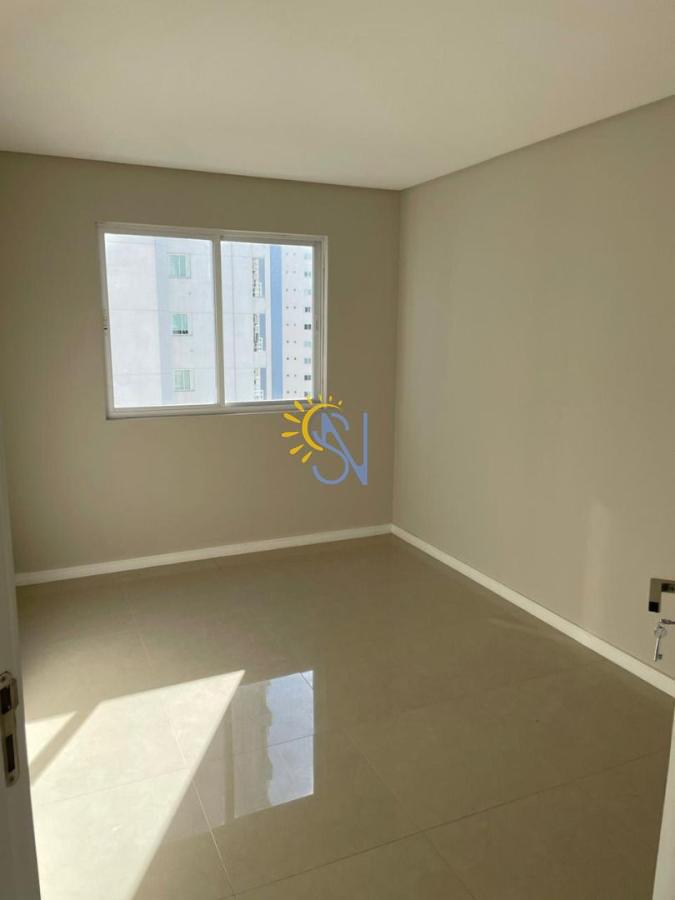 Apartamento para alugar com 3 quartos, 110m² - Foto 10