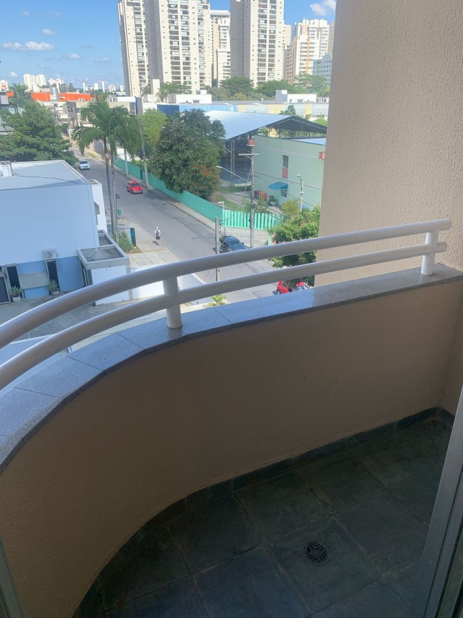 Apartamento à venda com 2 quartos, 58m² - Foto 4