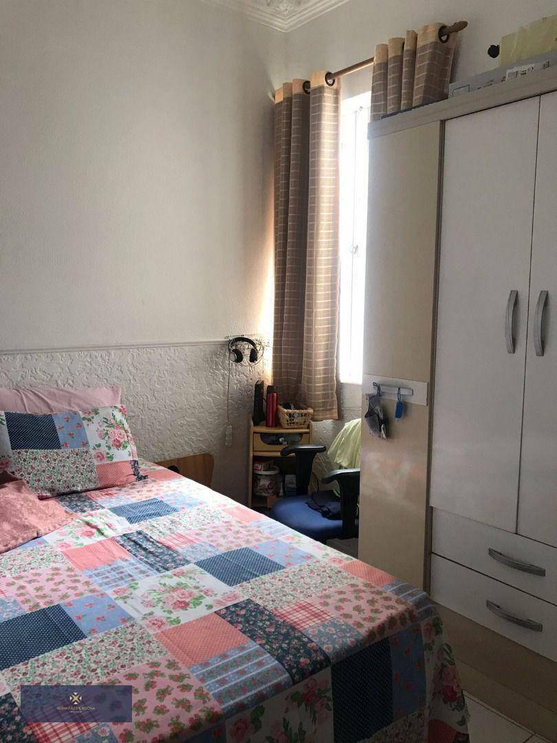 Apartamento à venda com 3 quartos, 75m² - Foto 10