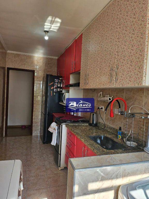 Apartamento à venda com 2 quartos, 62m² - Foto 21