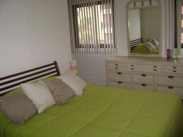 Apartamento à venda com 1 quarto, 57m² - Foto 7