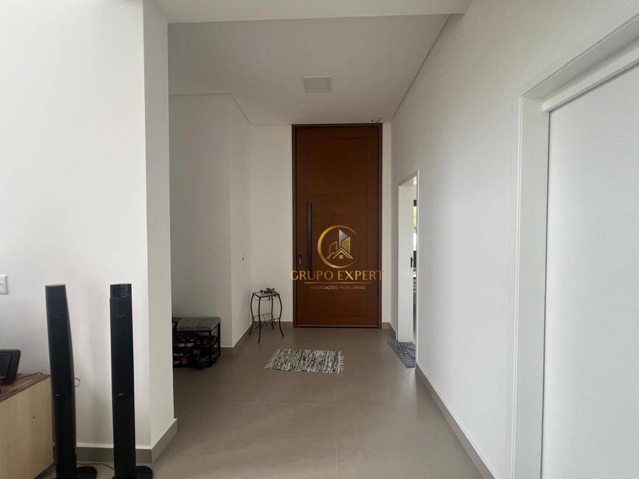 Sobrado à venda e aluguel com 3 quartos, 318m² - Foto 13