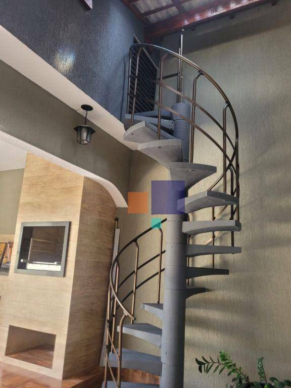 Casa à venda com 3 quartos, 282m² - Foto 8