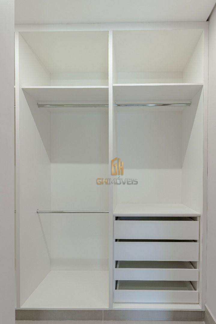 Apartamento à venda com 3 quartos, 122m² - Foto 19