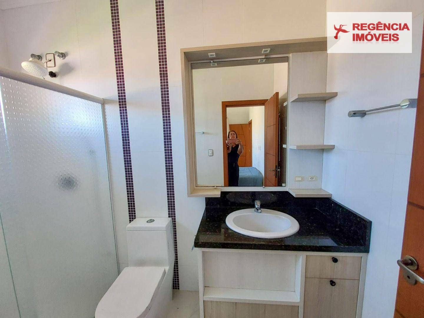 Casa à venda com 4 quartos, 270m² - Foto 15