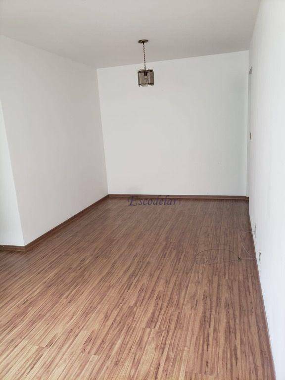 Apartamento à venda com 2 quartos, 67m² - Foto 3