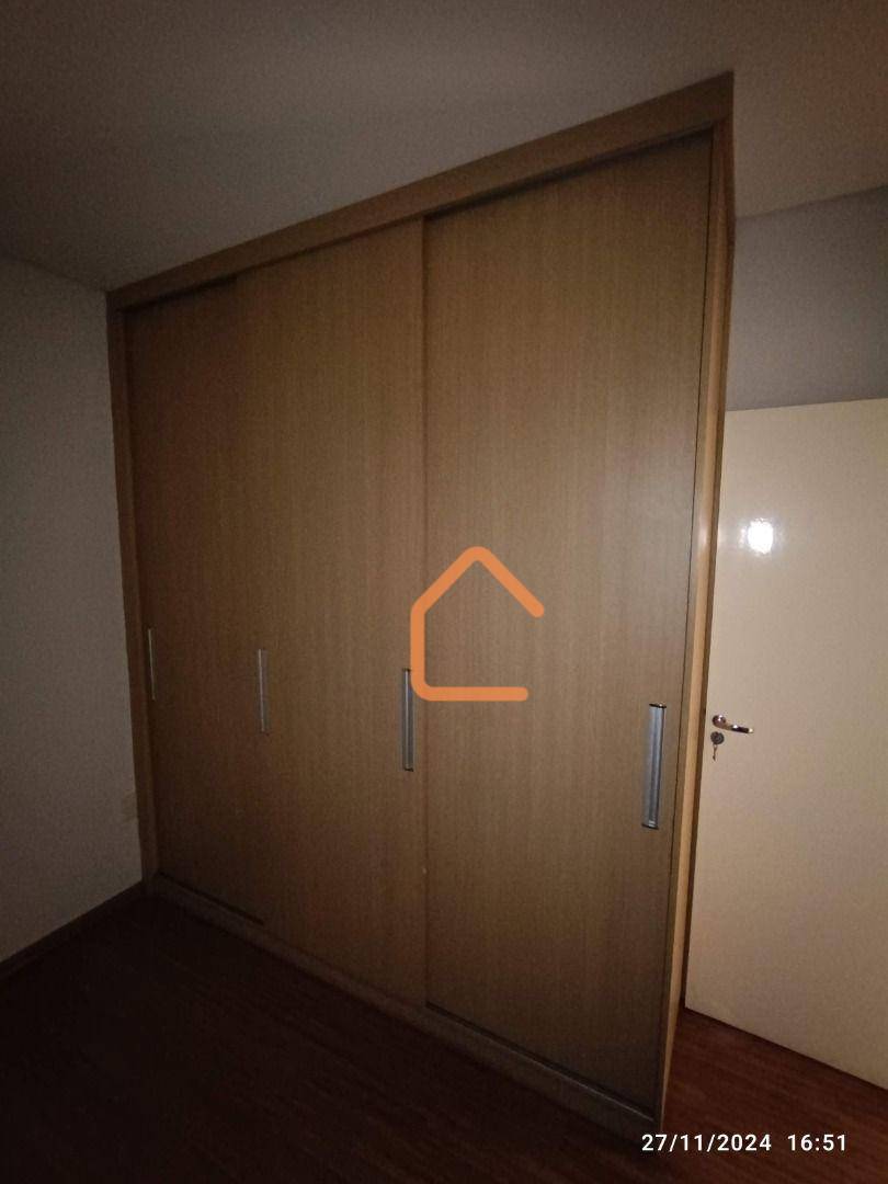 Apartamento para alugar com 3 quartos, 140m² - Foto 20