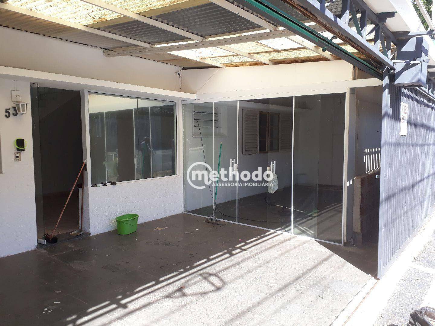 Casa à venda e aluguel com 3 quartos, 120m² - Foto 2