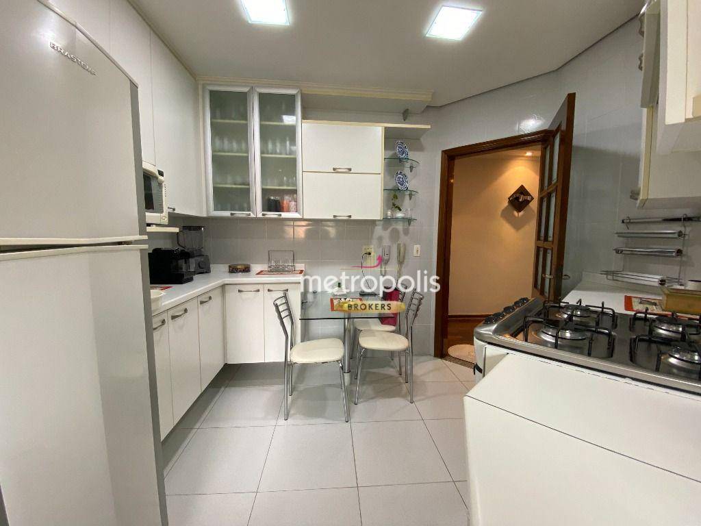 Apartamento à venda com 3 quartos, 168m² - Foto 23