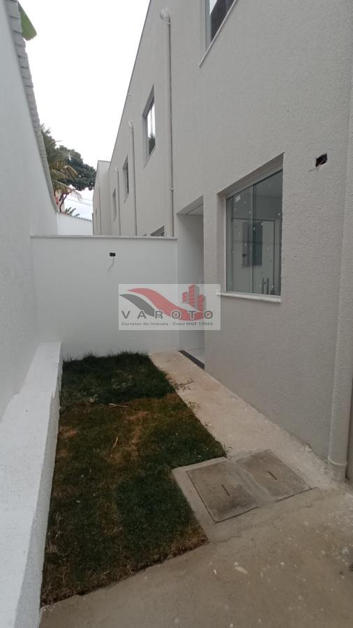 Casa à venda com 2 quartos, 48m² - Foto 10