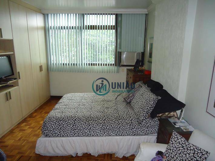 Apartamento à venda com 3 quartos, 170m² - Foto 12