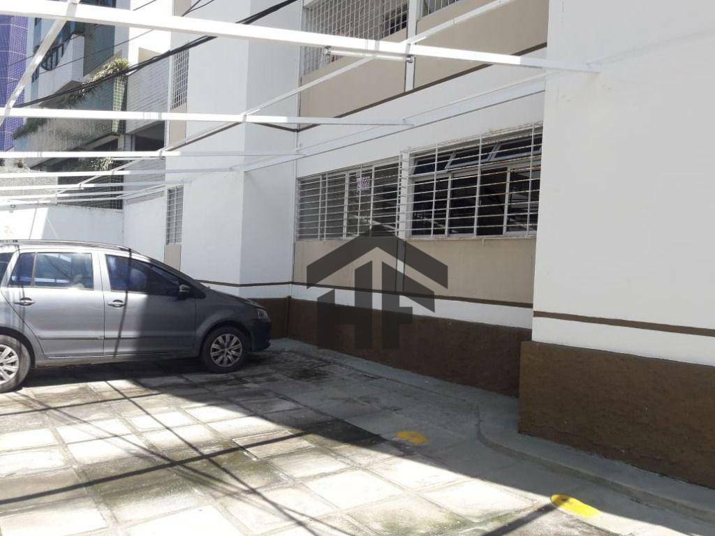 Apartamento à venda com 3 quartos, 97m² - Foto 4