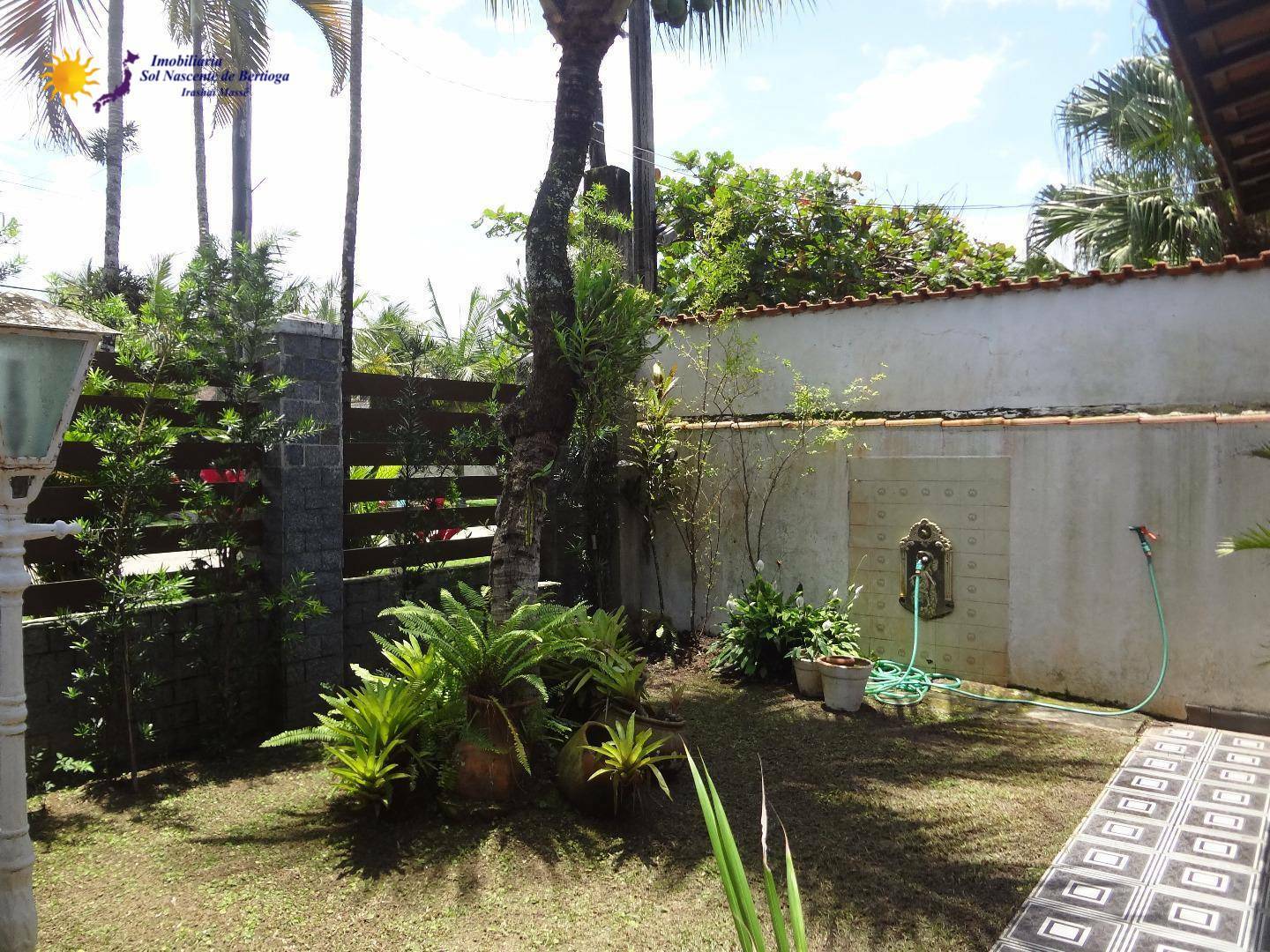 Casa à venda com 3 quartos, 200m² - Foto 4
