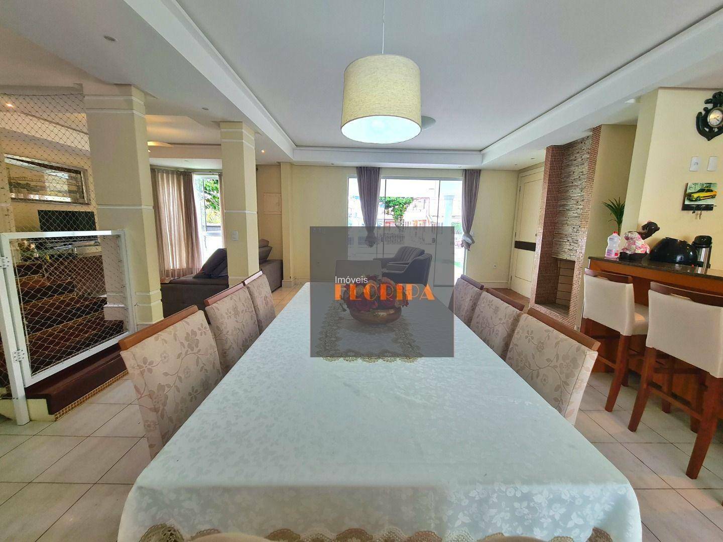 Casa à venda com 4 quartos, 217m² - Foto 8
