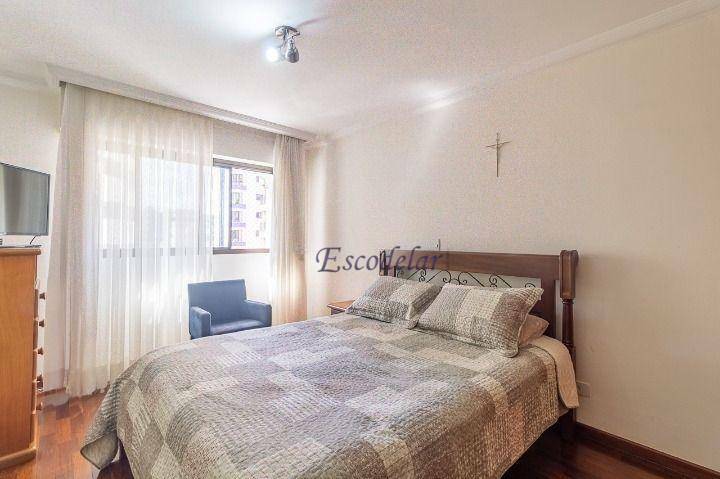 Apartamento à venda com 4 quartos, 228m² - Foto 17