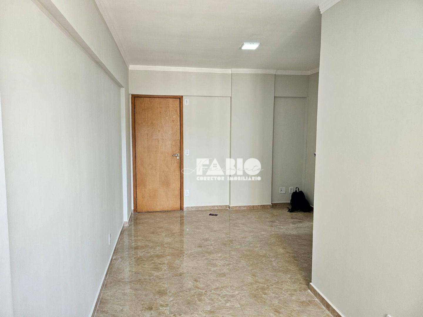 Apartamento à venda com 2 quartos, 60m² - Foto 17